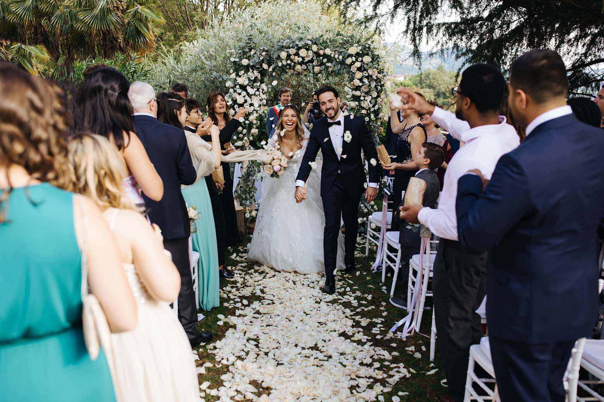 Everything Couples Should Know Before Choosing a Wedding Venue in Italy